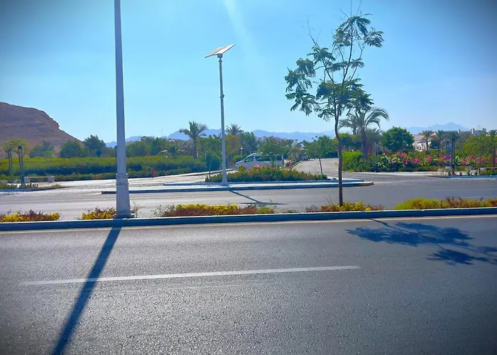 Riviera Resort Apartment - Pool View & Wifi