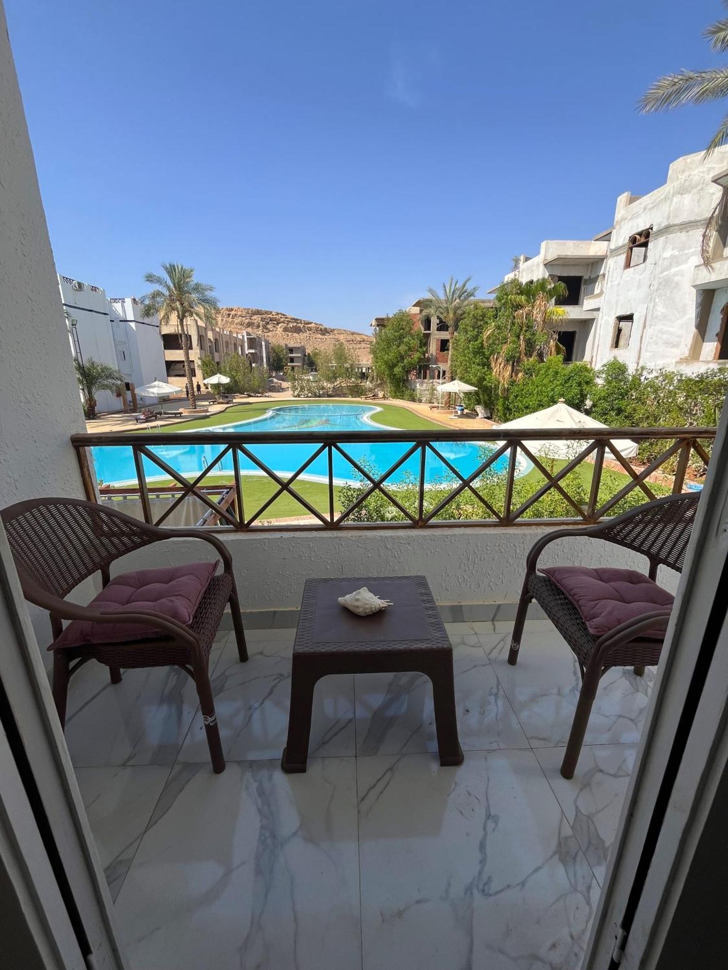 Апартаменты Riviera - Pool View & Wifi